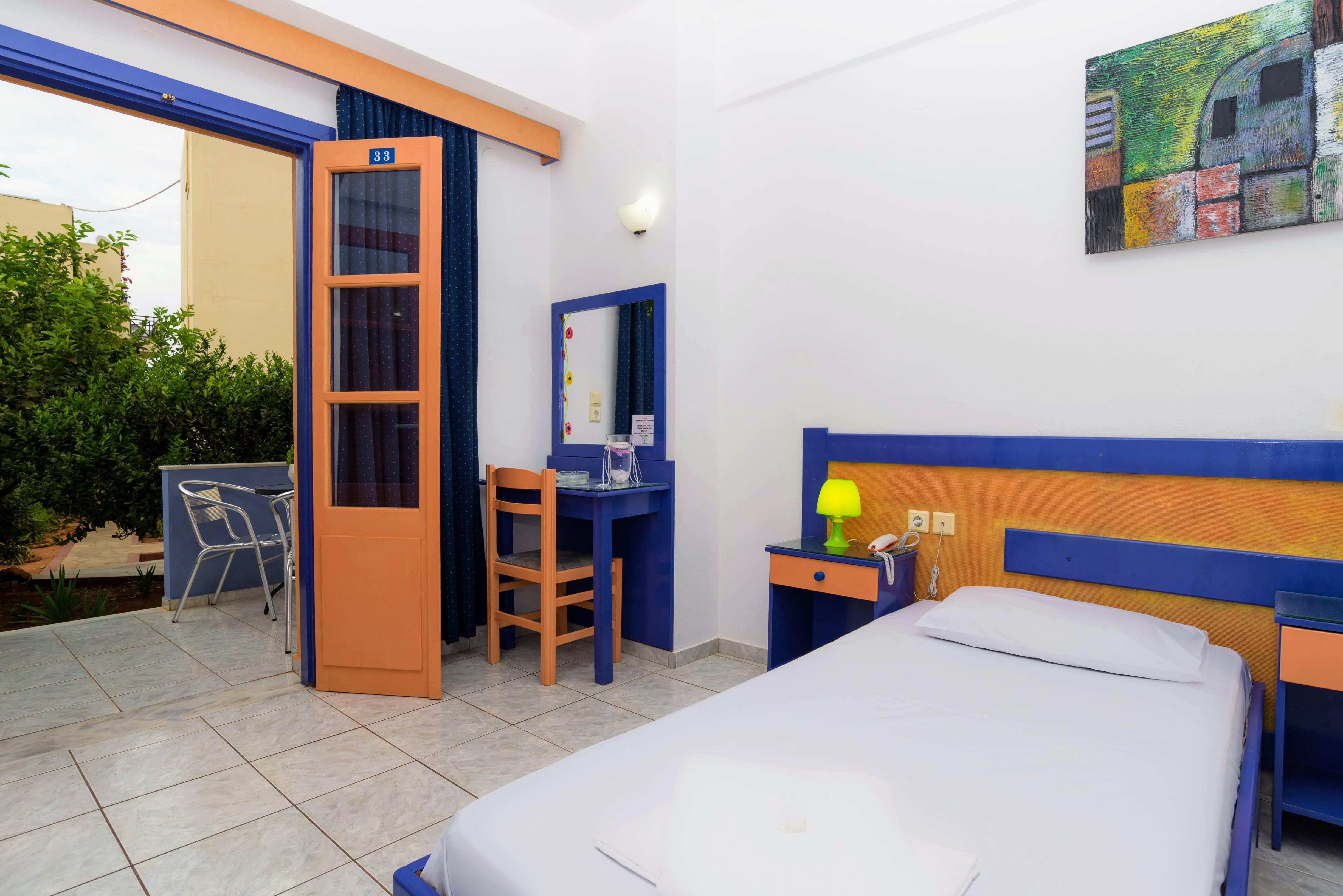 Eltina Apartments Malia Esterno foto